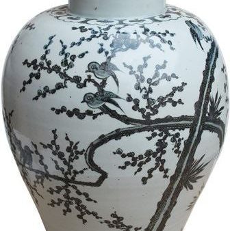 B&W Yuan Dynasty Kwanyin Vase Magpie On Treetop Discount